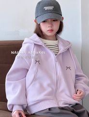 Áo Khoác Bé Gái Nỉ Da Cá Form Boxy Có Nón Thêu Nơ