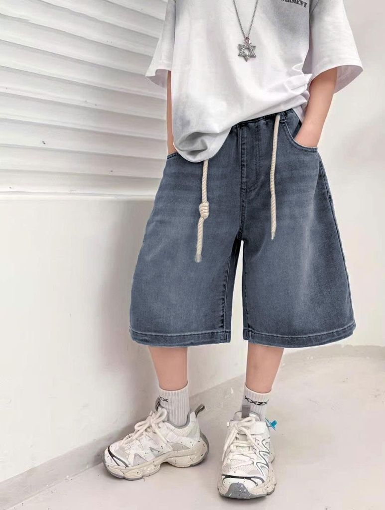 Quần Jean Lửng Bé Trai Wash Mềm Lưng Thun Phối Dây Rút Thời Thượng