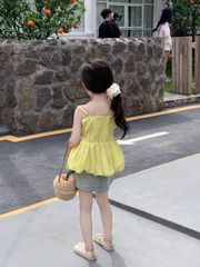 Set Áo 2 Dây Vàng Đuôi Xếp Bồng Mix Chân Váy Giặt Mài