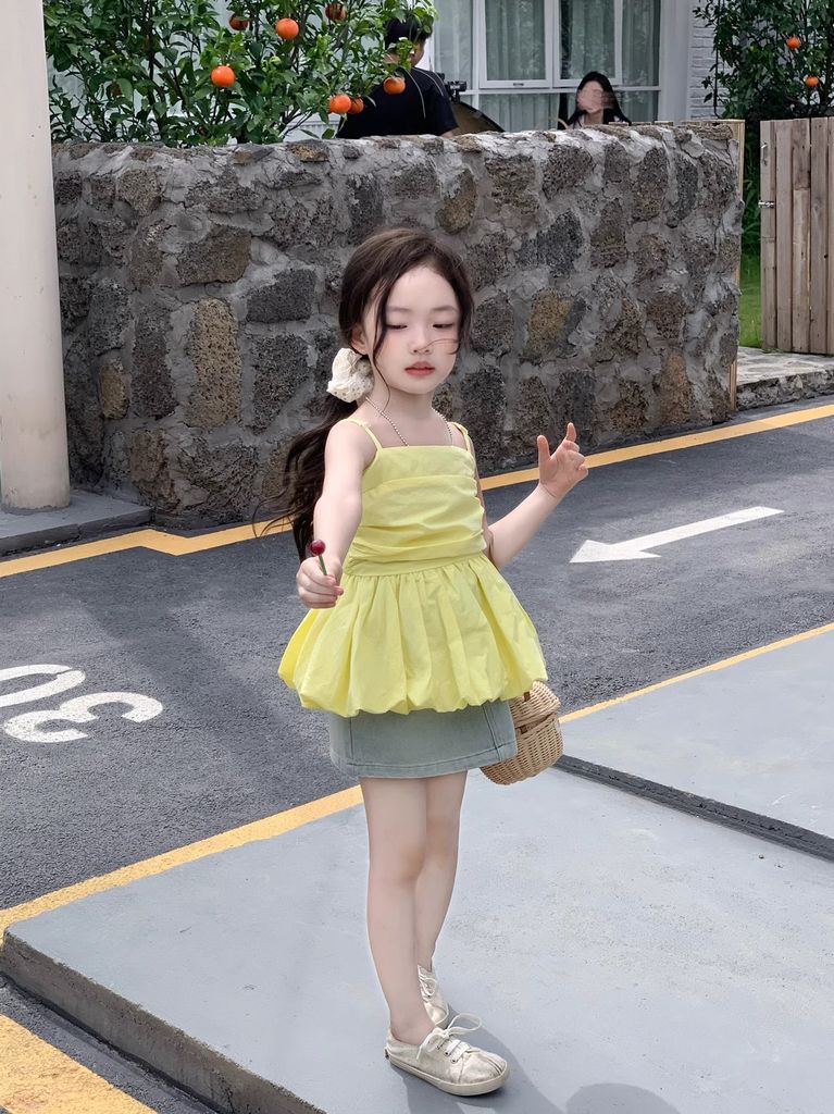 Set Áo 2 Dây Vàng Đuôi Xếp Bồng Mix Chân Váy Giặt Mài