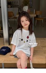 Set Áo Cotton Form Rộng Đáng Yêu Phối Quần Jean Short Giặt Mài