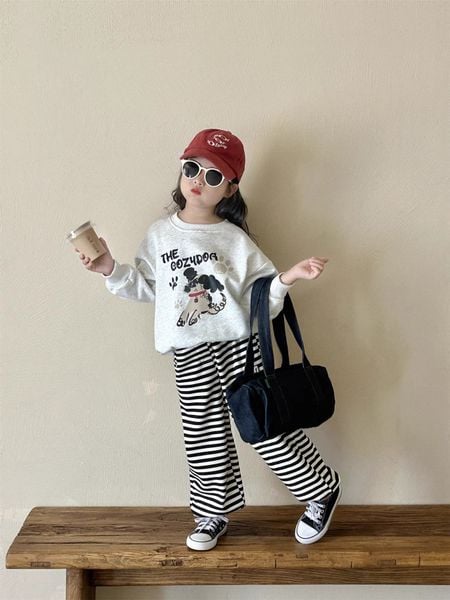 Set Áo Cotton In Hình Cún Dễ Thương Phối Quần Nỉ Kẻ Form Suông