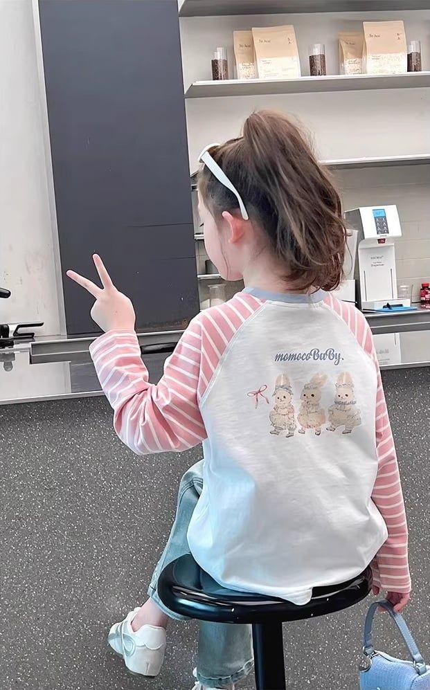 Set Áo Cotton Raglan Dài Tay Kẻ Hồng Quần Jean Giặt Mài Form Suông