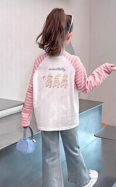 Set Áo Cotton Raglan Dài Tay Kẻ Hồng Quần Jean Giặt Mài Form Suông