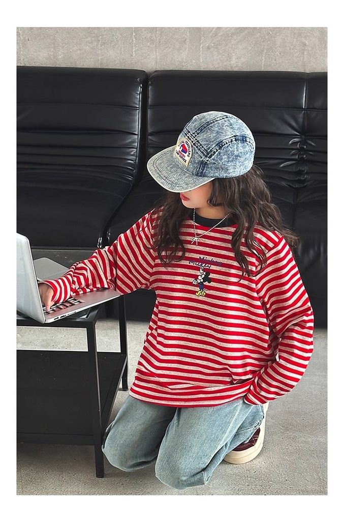 Set Áo Mickey Kẻ Đỏ Phối Quần Jean Giặt Mài Cao Cấp