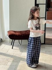 Set Áo Trắng In Mèo Phối Quần Kẻ Xanh Xinh Xỉu