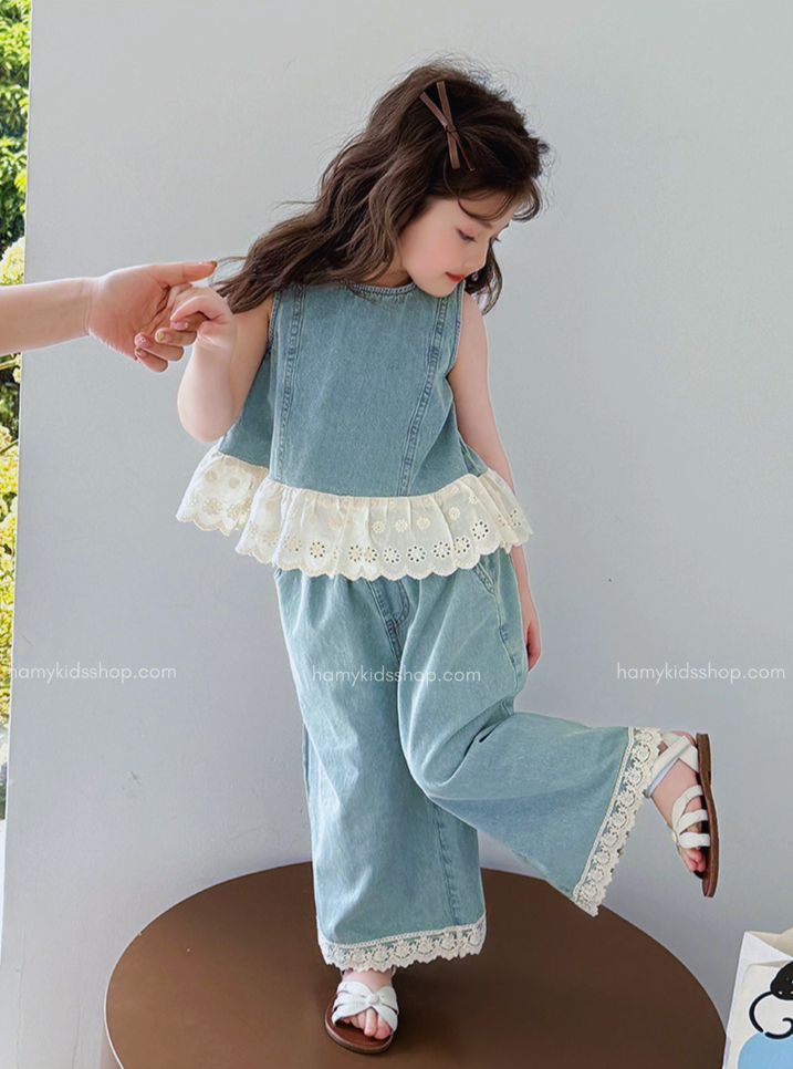 Set Jean Tiểu Giặt Mài Phối Ren Điệu Đà