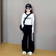 Set Nỉ 2 Da Áo Croptop Mix Quần Nỉ Suông Cá Tính