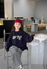 Set Nỉ 2 Da Áo In Chữ Hello Joiiu Quần Kẻ Siêu Xinh