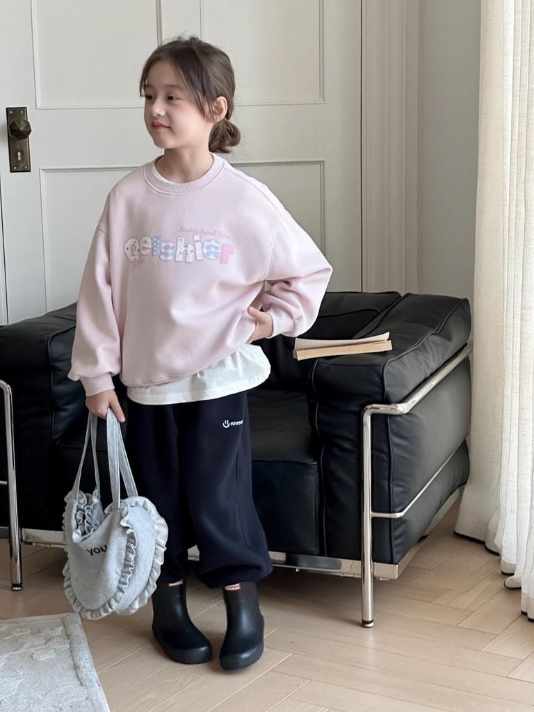 Set Nỉ Áo Hồng Pastel Phối Quần Nỉ Đen Sành Điệu