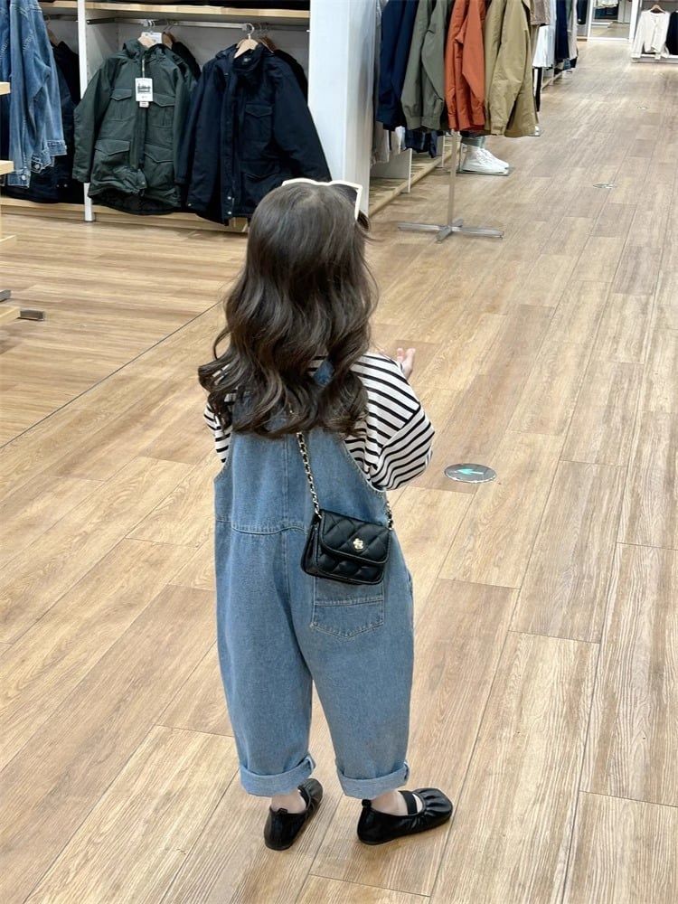 Set Yếm Jean Giặt Mài Phối Áo Cotton Kẻ Siêu Yêu