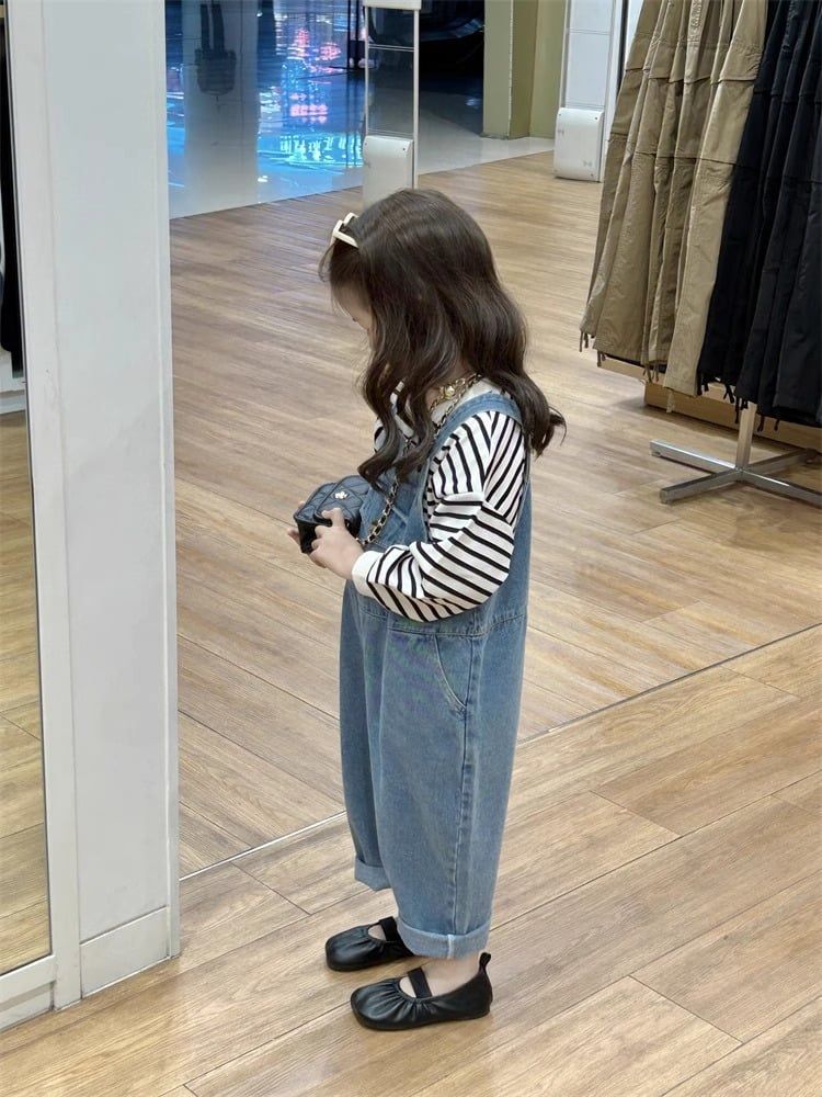 Set Yếm Jean Giặt Mài Phối Áo Cotton Kẻ Siêu Yêu