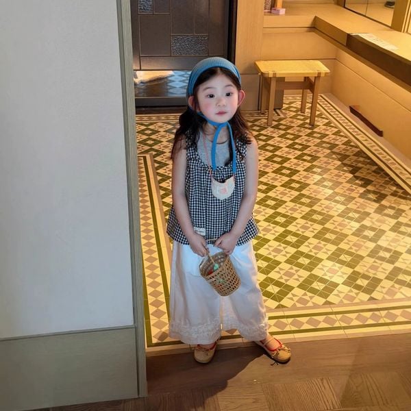 Set Áo Kẻ Caro Mix Quần Kaki Phối Bèo
