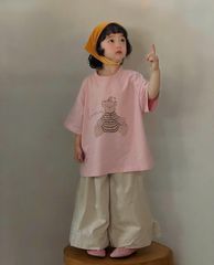 Set Bé Gái Áo Cotton In Hình Gấu Phối Quần Kaki