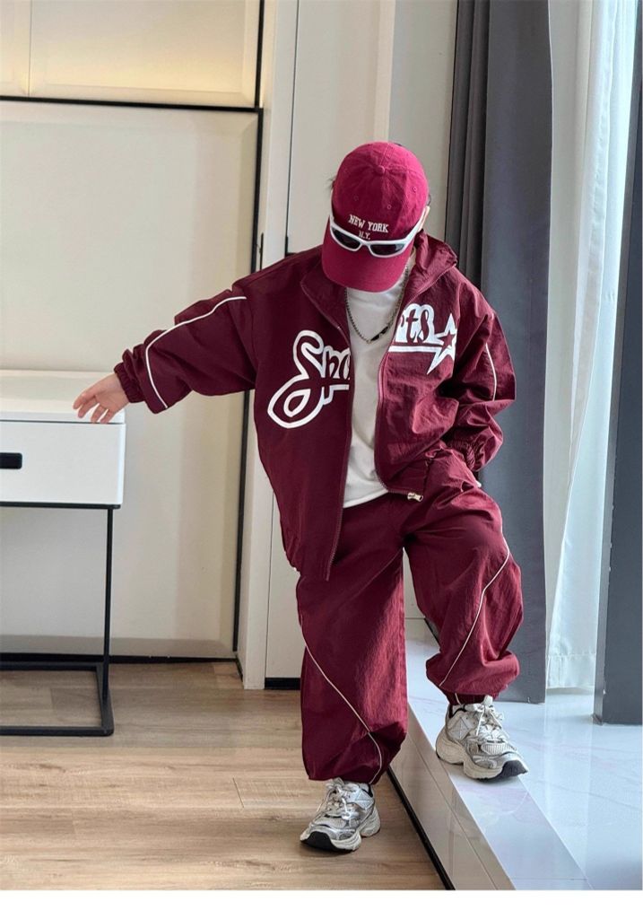 Set Streetstyle Áo Khoác Gió 2 Lớp Viền Sọc Phối Phối Quần Dài Bo Lai