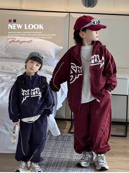 Set Streetstyle Áo Khoác Gió 2 Lớp Viền Sọc Phối Phối Quần Dài Bo Lai
