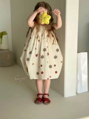Váy Sát Nách Phối Hoa Dễ Thương