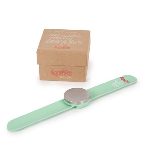 Vòng tay nam châm - Katia, giúp giữ phụ kiện trong khi đan móc