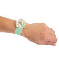 Vòng tay nam châm - Katia, giúp giữ phụ kiện trong khi đan móc