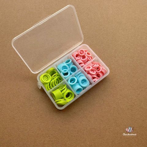 Hộp marker dạng tròn bằng nhựa, 6 hộc x 30c x 3 size tròn ( 180 cái/set)