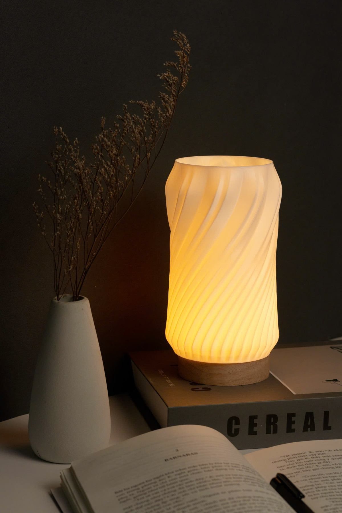 Đèn Stream Lamp – Sóng ánh sáng trong không gian sống