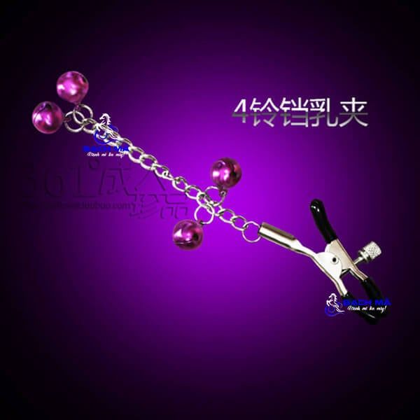  Đồ chơi bạo dâm kẹp đầu ti núm vú 2 chuông 