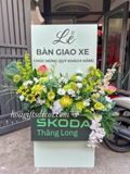  Khung Hoa Giao Xe Cao Cấp Sang Trọng – Nhận Xe Là Phải Có Hoa! 