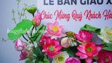  Bảng Hoa Giao Xe Hoa Sen – Khung Hoa Giao Xe Sang Trọng Cho Showroom Hiện Đại 