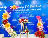  Khung Hoa - Cổng Hoa Giao Xe FORD - Xinh Xắn Sang Trọng Ngay Lần Đầu Nhìn 