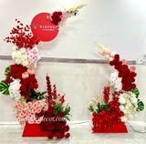  Khung Hoa – Cổng Hoa Giao Xe VinFast - Trang Trí Showroom Chuyên Nghiệp 