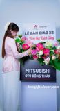  Bảng Hoa Giao Xe Hoa Sen – Khung Hoa Giao Xe Sang Trọng Cho Showroom Hiện Đại 