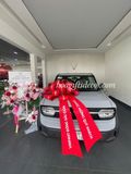  Kệ Hoa Giao Xe Tone Đỏ – Biểu Tượng May Mắn & Đẳng Cấp Cho Ngày Nhận Xe 