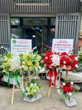  Kệ Hoa Tone Xanh Lá – Nhẹ Nhàng Nhưng Đủ Làm Khoảnh Khắc Nhận Xe Thêm Đặc Biệt 