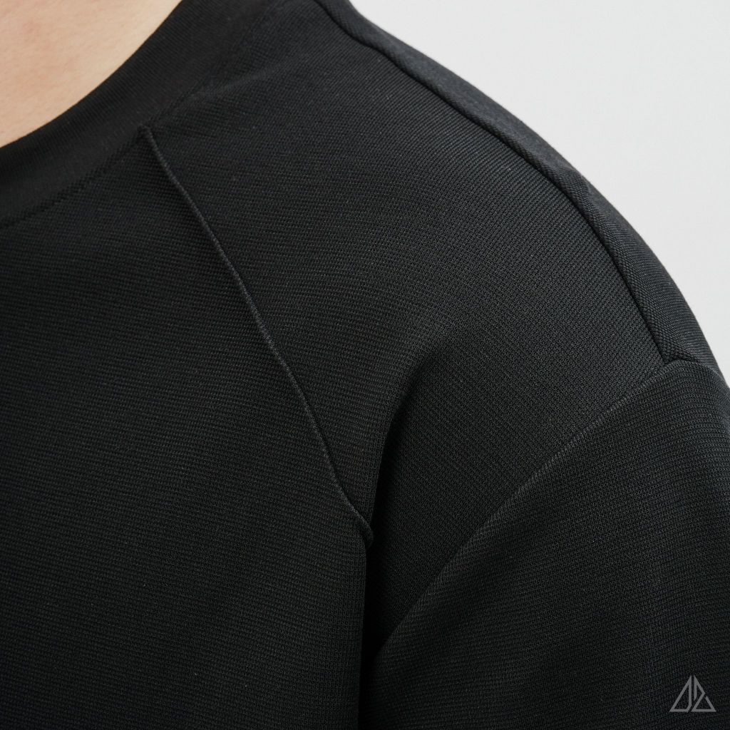 Áo Thun Nam D2SHOP phối viền vai chỉ ngực, vải Hybrid Cotton B-B80012