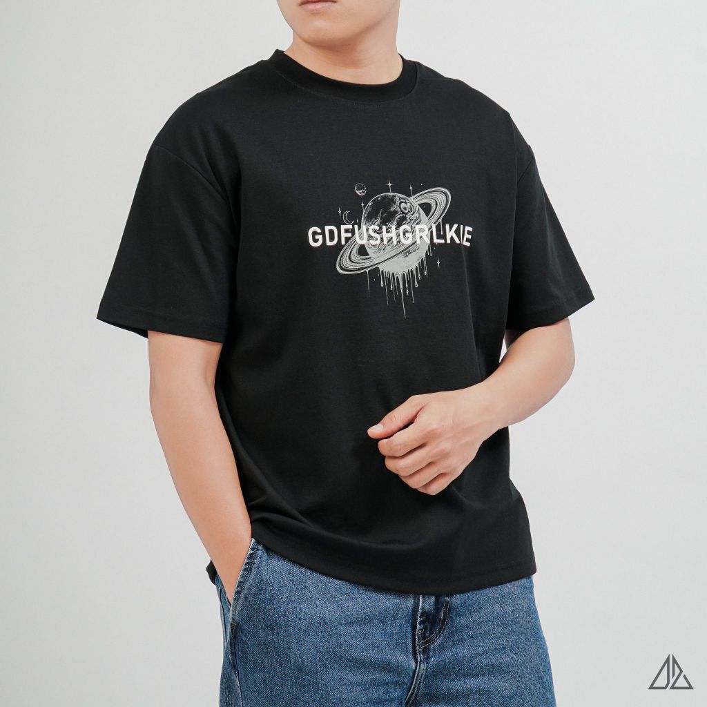 Áo Thun Nam D2SHOP in nổi 3D hình hành tinh, vải Hybrid Cotton Blend B-N5095