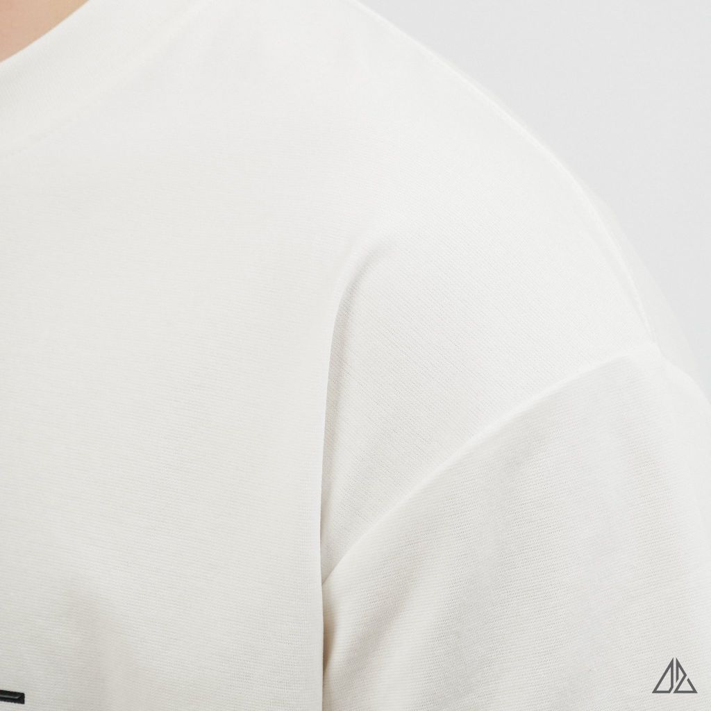 Áo Thun Nam D2SHOP in nổi 3D hình hành tinh, vải Hybrid Cotton Blend B-N5095