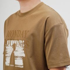 Áo Thun Nam D2SHOP in hình thêu chữ MONDAY ROUTINES, vải Hybrid Cotton B-N5097