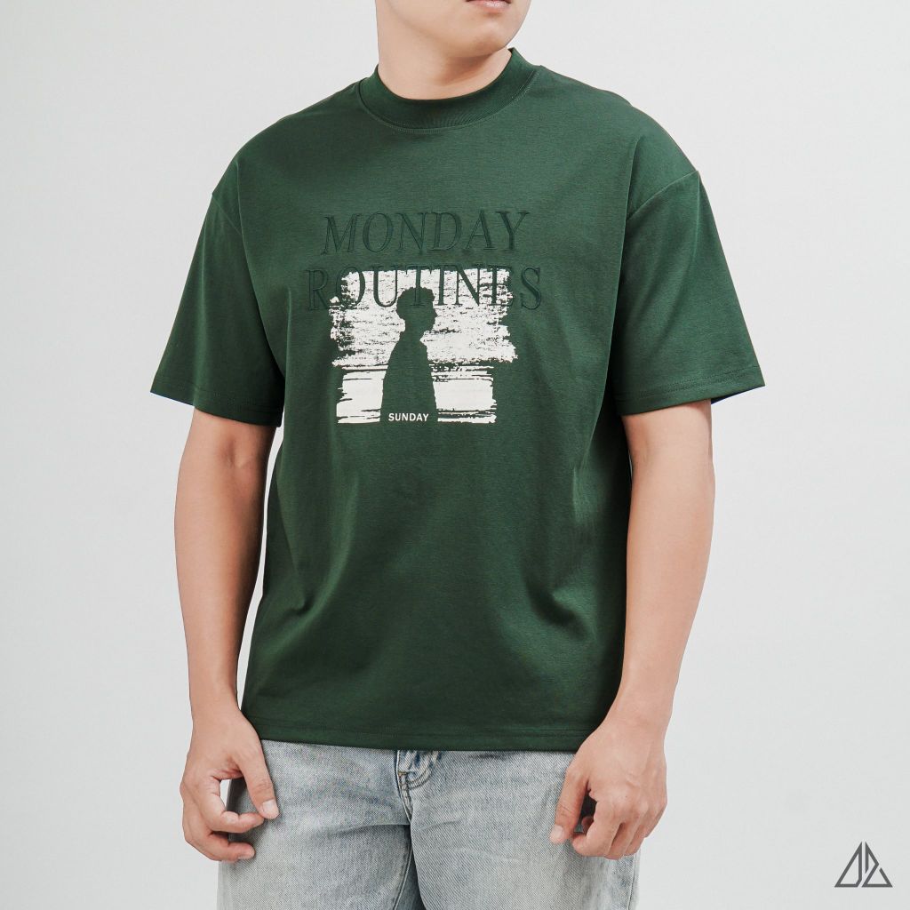 Áo Thun Nam D2SHOP in hình thêu chữ MONDAY ROUTINES, vải Hybrid Cotton B-N5097