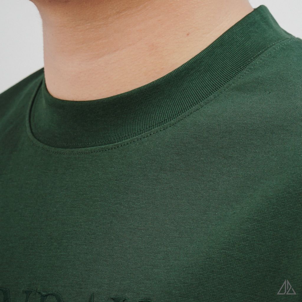 Áo Thun Nam D2SHOP in hình thêu chữ MONDAY ROUTINES, vải Hybrid Cotton B-N5097