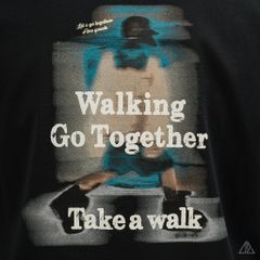 Áo Thun Nam D2SHOP in hình lưng Walking Go Together, vải Hybrid Cotton B-N5102