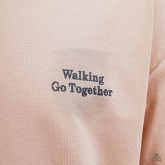 Áo Thun Nam D2SHOP in hình lưng Walking Go Together, vải Hybrid Cotton B-N5102