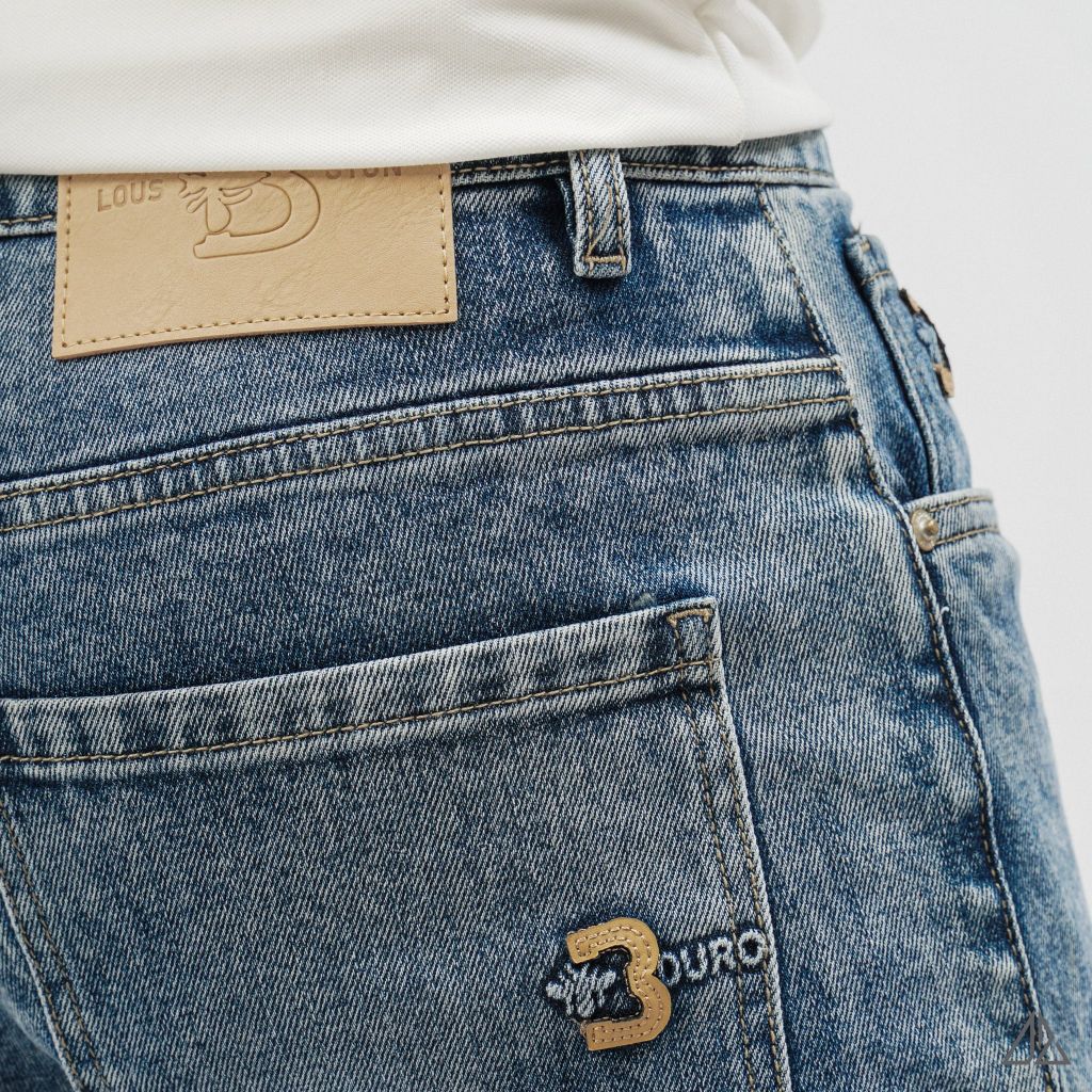 Quần Jean Nam D2SHOP xanh wash DURO dáng Slim Fit, vải Denim co giãn cao cấp J-A9062