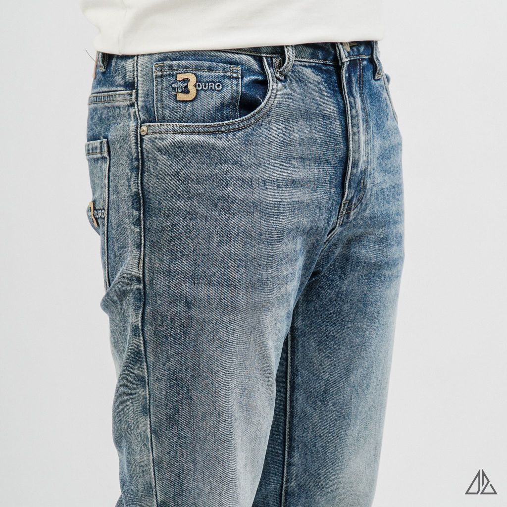 Quần Jean Nam D2SHOP xanh wash DURO dáng Slim Fit, vải Denim co giãn cao cấp J-A9062