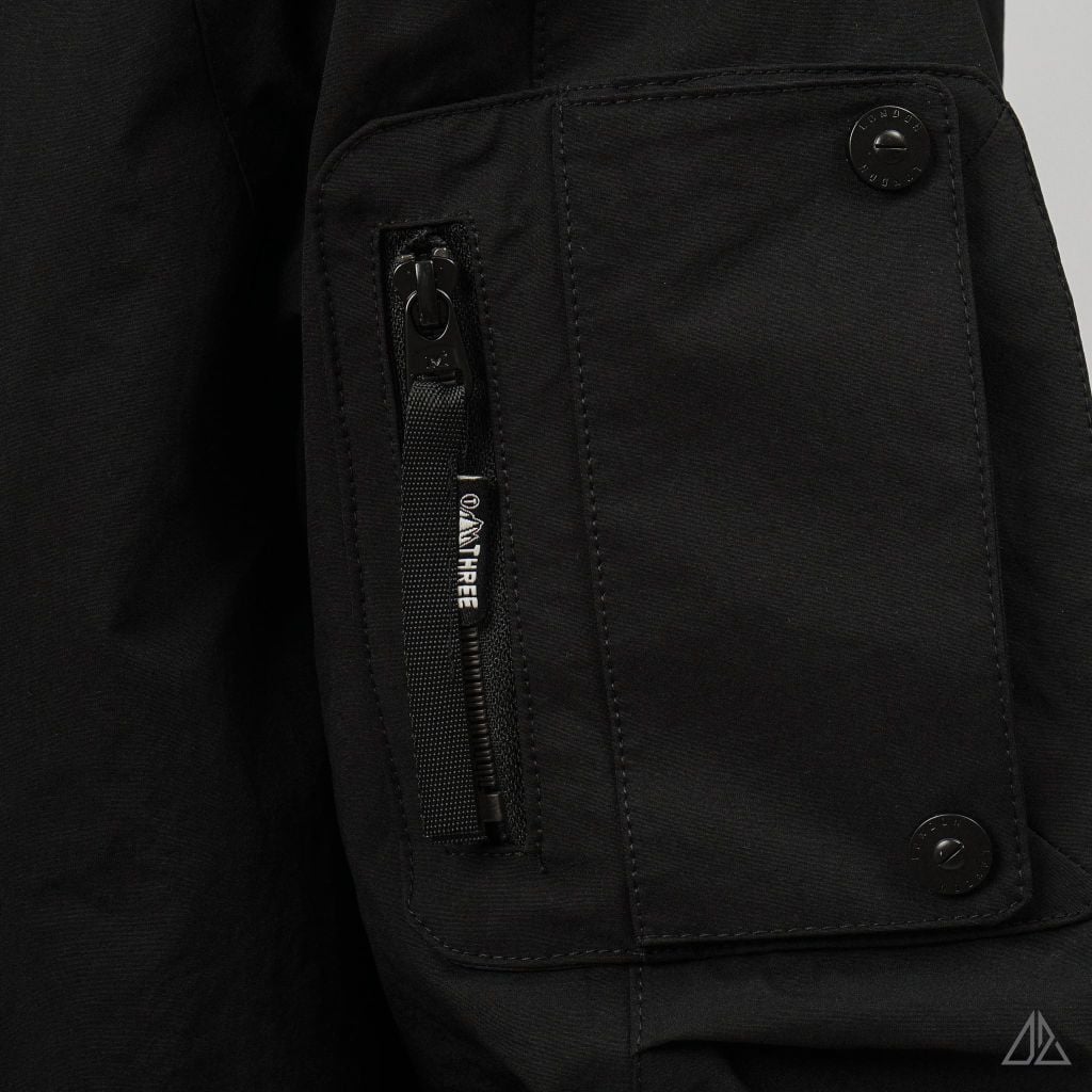 Áo khoác dù nón phối dây kéo ngực Lipper