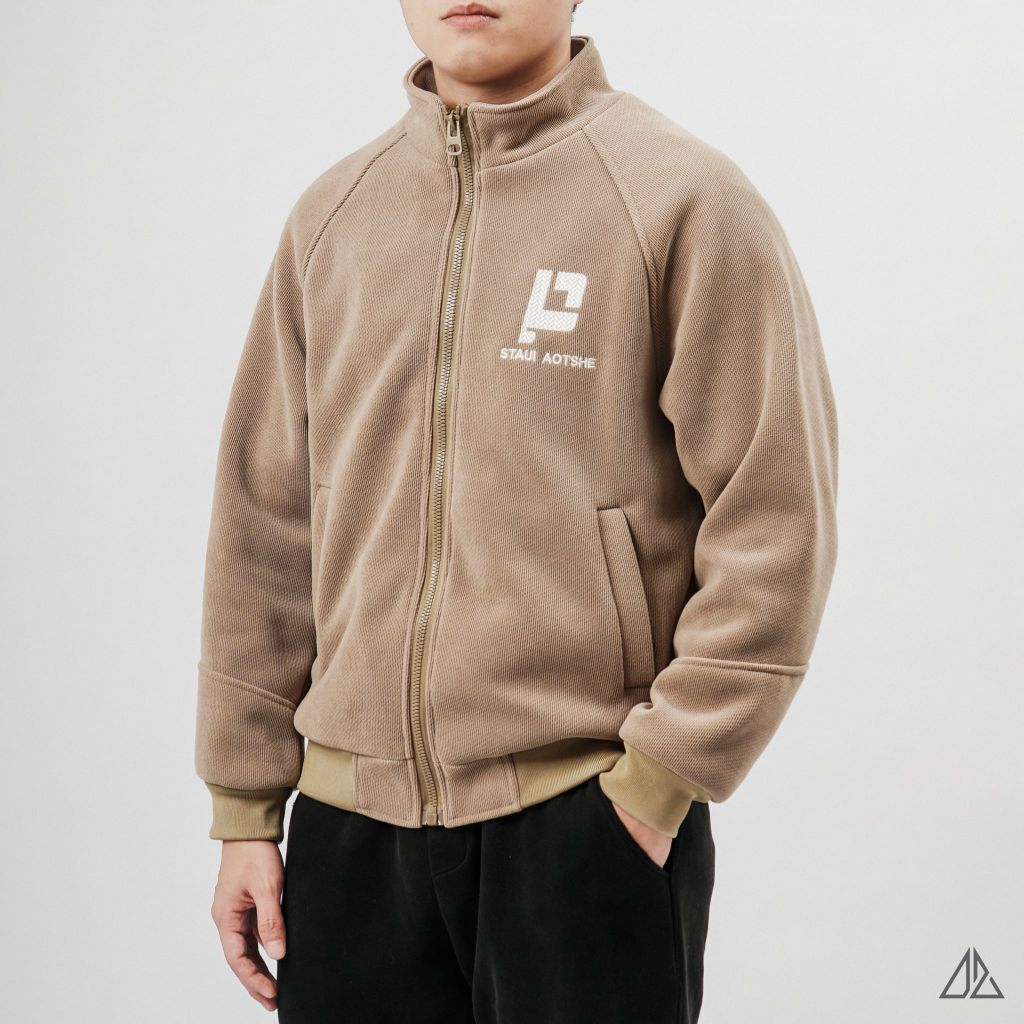 Áo khoác nhung cổ đứng lót nhung thêu P K-6611