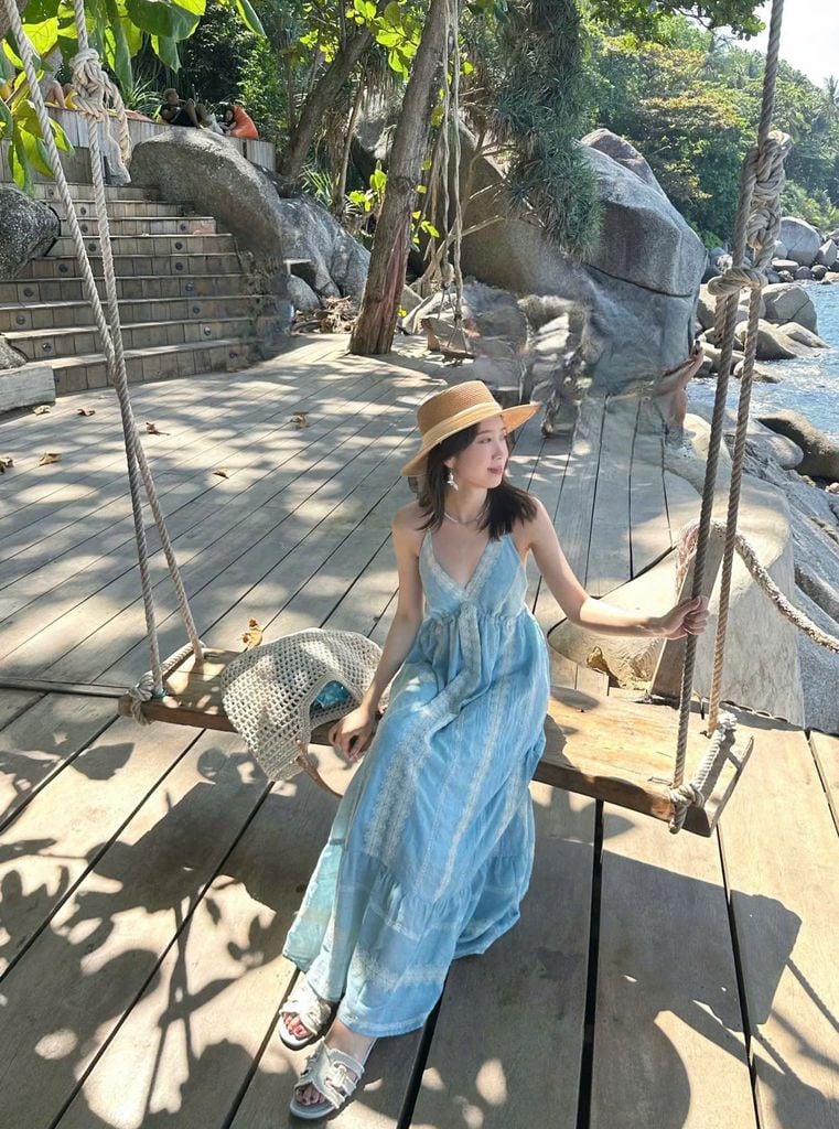 Đầm Vintage Xanh 2 dây - Bluebell