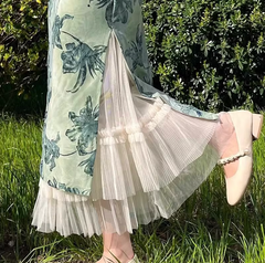 Chân váy ren lớp