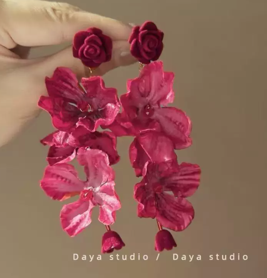 Hoa Tai hoa dài