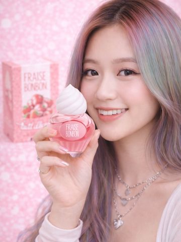  Nước Hoa Nữ Tutti Délices Strawberry Sweet 50ml - Hương Dâu Tinh Nghịch Ngọt Ngào CORANIA 