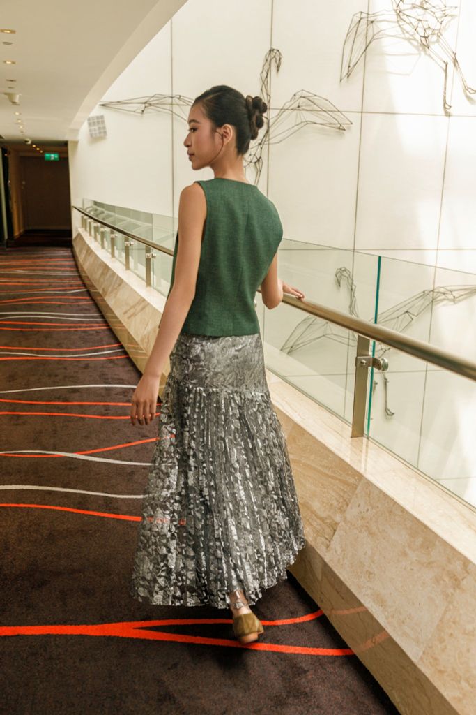  Chân váy dập ly ren đen 